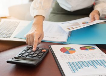 calculating expenses using calculator